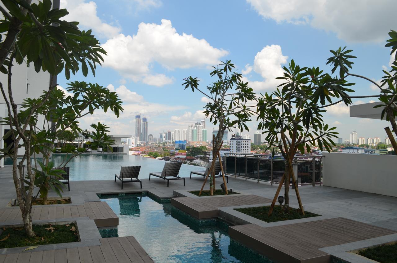 1 Tebrau Suites By Subhome Johor Bahru Buitenkant foto