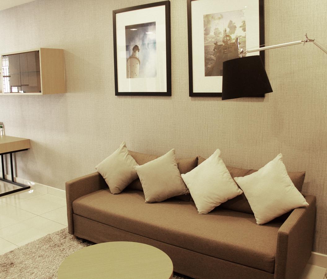 1 Tebrau Suites By Subhome Johor Bahru Buitenkant foto