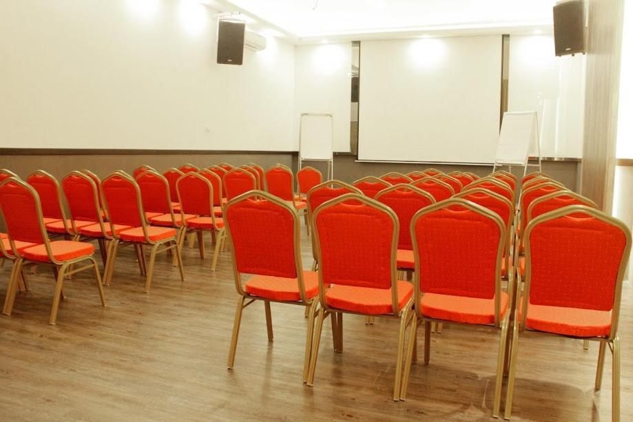 1 Tebrau Suites By Subhome Johor Bahru Buitenkant foto