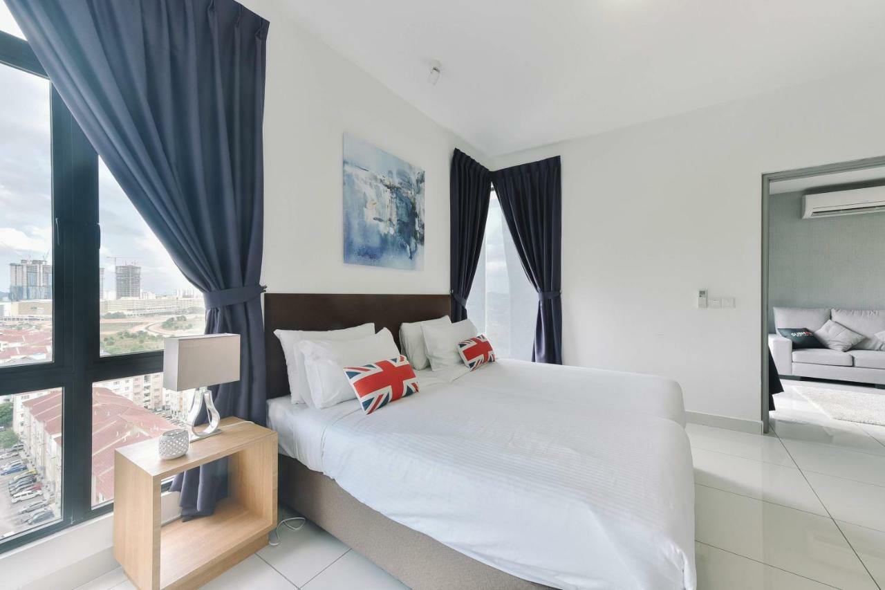 1 Tebrau Suites By Subhome Johor Bahru Buitenkant foto
