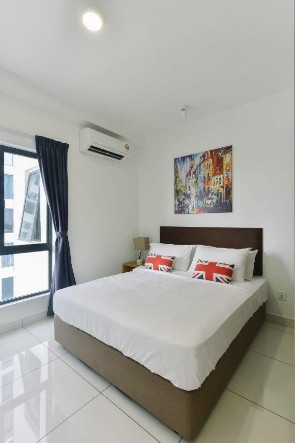 1 Tebrau Suites By Subhome Johor Bahru Buitenkant foto