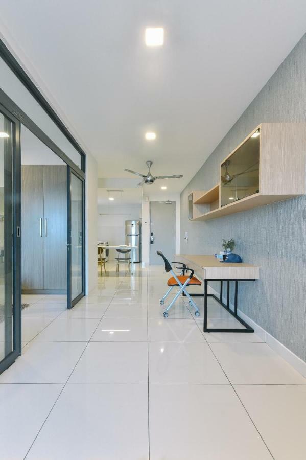 1 Tebrau Suites By Subhome Johor Bahru Buitenkant foto
